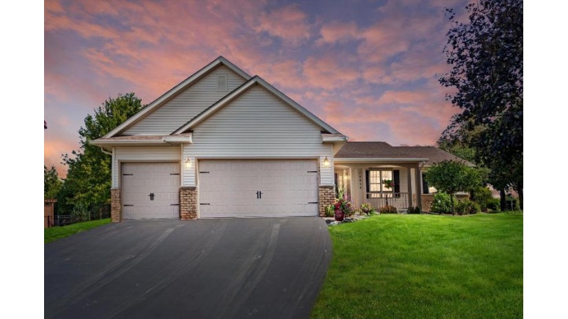 1401 Clearwater Dr Oconomowoc, WI 53066 by Compass RE WI-Tosa $425,000