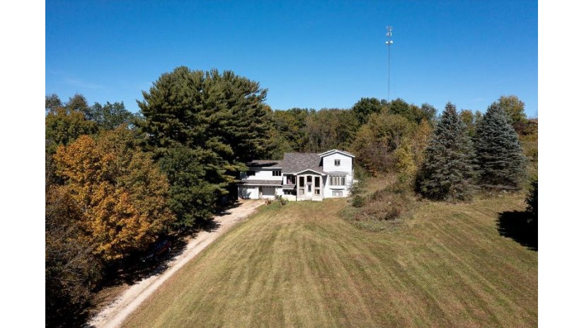 S2926 County Rd B Jefferson, WI 54667 by New Directions Real Estate $424,900