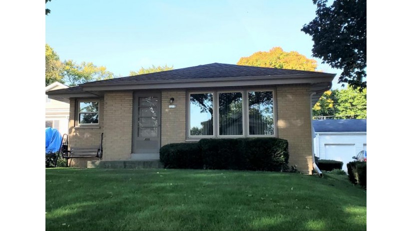 1223 S 123rd St West Allis, WI 53214 by Premier Point Realty LLC $249,900