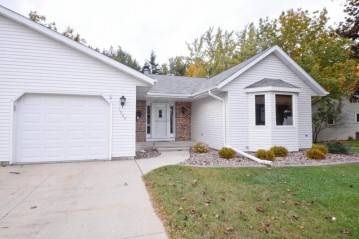 1920 Hilltop Dr, West Bend, WI 53095-2960