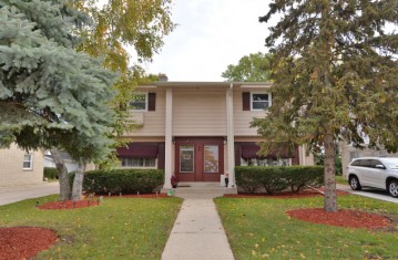 233 Ohio St 235, Racine, WI 53405-1919