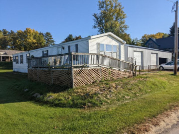 406 W Highland St, La Farge, WI 54639