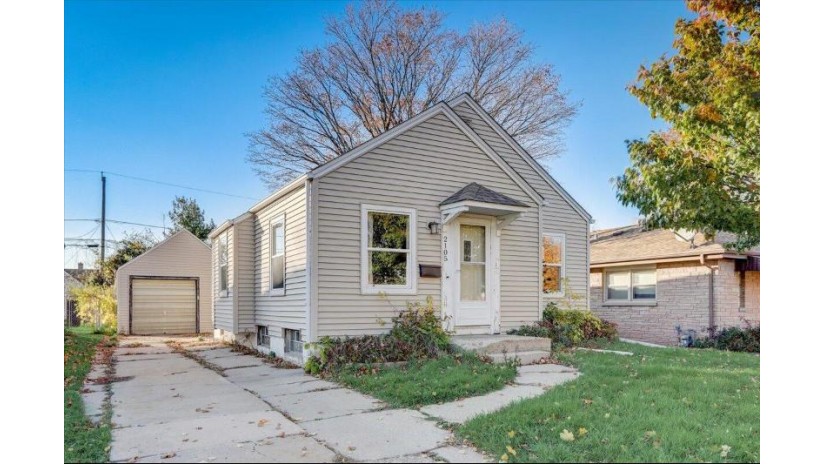 2105 S 97th St West Allis, WI 53227 by HomeWire Realty $119,900