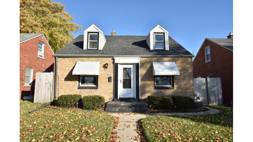 3836 E Somers Ave Cudahy, WI 53110 by Shorewest Realtors $200,000