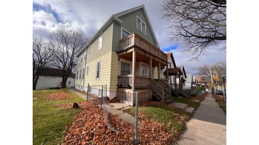 1207 W Keefe Ave Milwaukee, WI 53206 by Lannon Stone Realty LLC $58,900