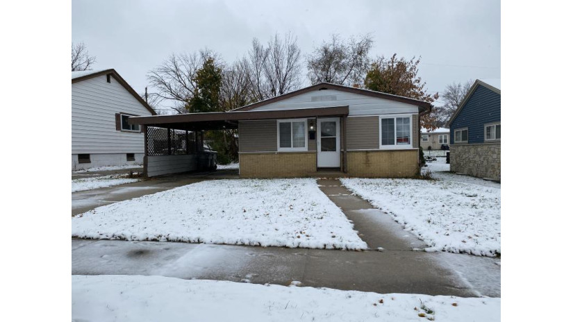 8234 W Lancaster Ave Milwaukee, WI 53218 by Tob Watson Realty $1,250