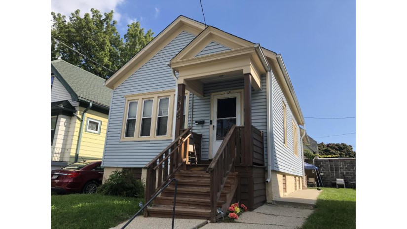 2908 N 13th St Milwaukee, WI 53206 by RE/MAX Lakeside-North $39,900