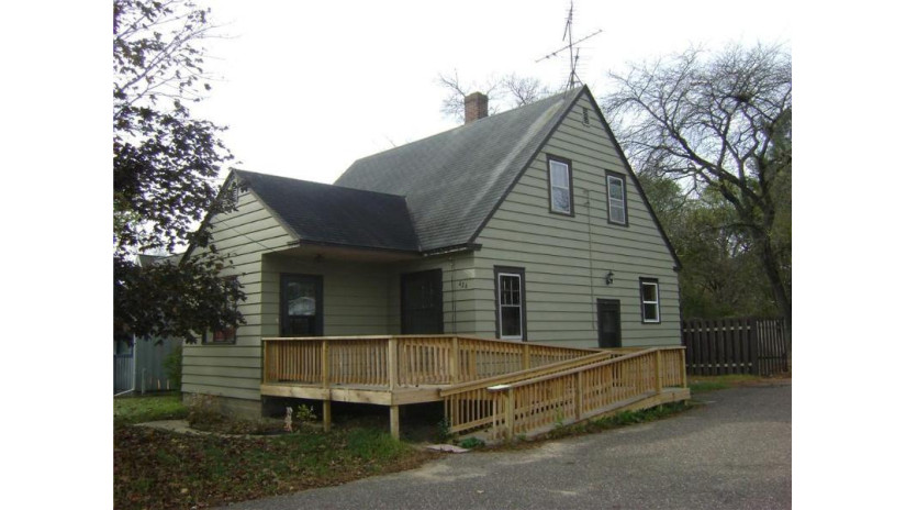 426 Water Street Black River Falls, WI 54615 by Clearview Realty, Llc Black River Falls $119,000