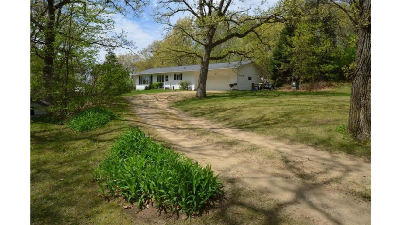 12840 South County Road B Road Eleva, WI 54738 by Prime Realty/Mondovi $275,000