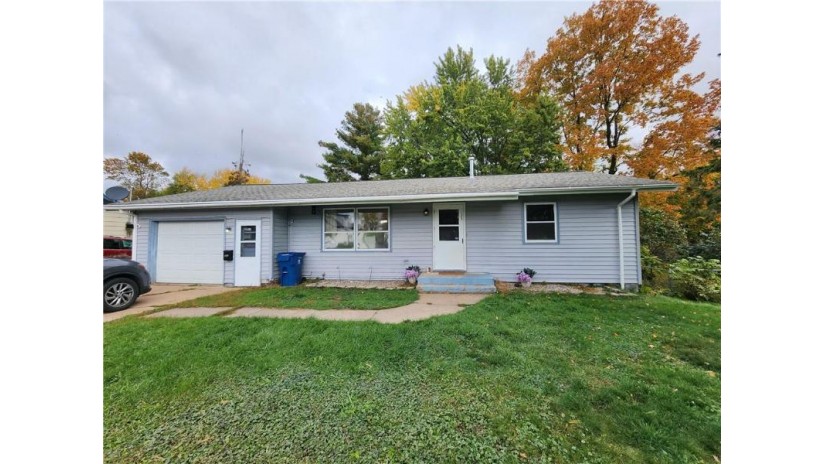 125 West Monroe Avenue Barron, WI 54812 by Real Estate Solutions $140,000