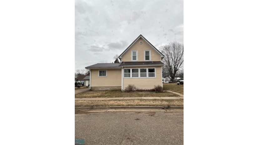 626 Gilman Street Stanley, WI 54768 by Keller Williams Realty Diversified $139,900