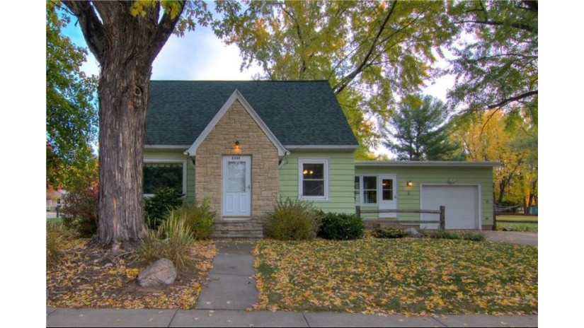 3208 Potter Road Eau Claire, WI 54703 by Donnellan Real Estate $194,900