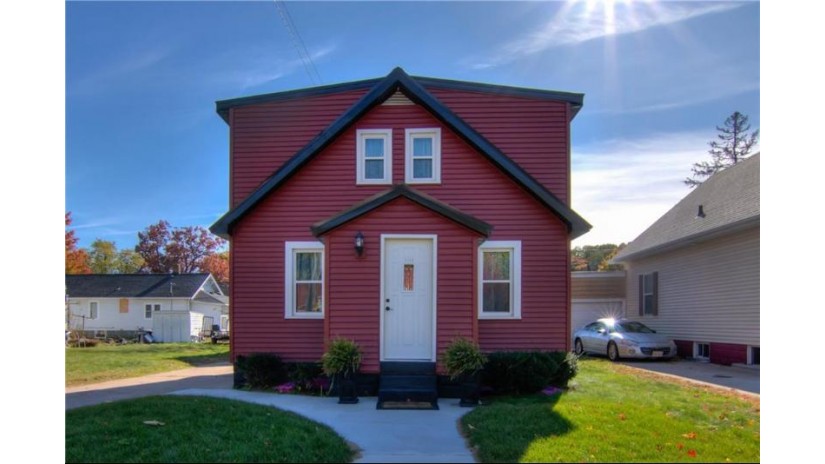 2113 Omaha Street Eau Claire, WI 54703 by Keller Williams Realty Diversified $219,900