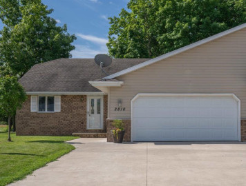 2810 Fieldstone Court, Kaukauna, WI 54130