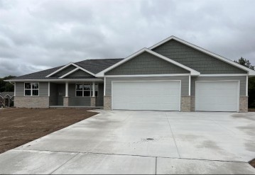 235 Diamond Ridge Circle, Denmark, WI 54208