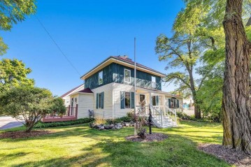 8664 County Highway C, Gardner, WI 54235