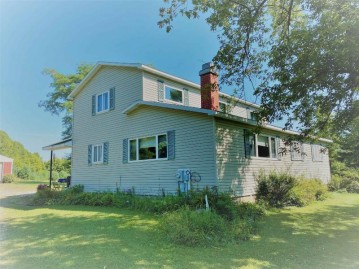 W6206 Birch Creek Road, Menominee, MI 49858