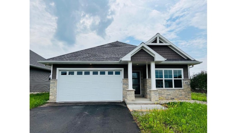 455 Papermill Circle 1 Kimberly, WI 54136 by Resource One Realty, Llc - OFF-D: 920-255-6580 $359,900