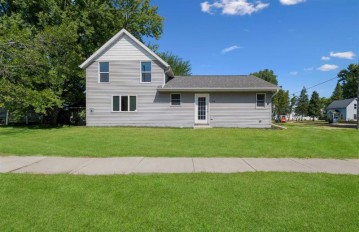 903 W North Water Street, New London, WI 54961-1025