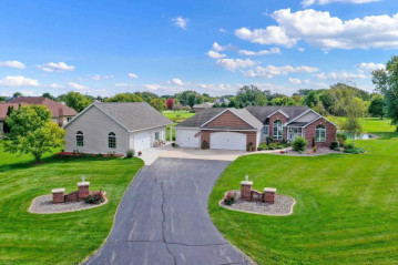 2553 Skyline Oaks Drive, Lawrence, WI 54115