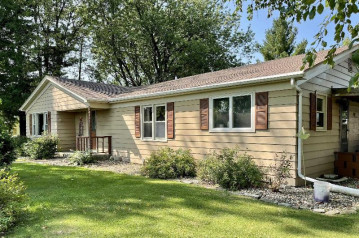 W548 Exchange Street, Aurora, WI 54923