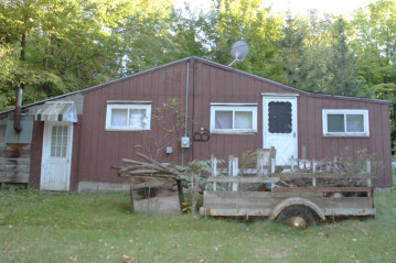 N9706 Central Avenue, Middle Inlet, WI 54177-8940