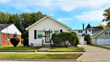 629 S Baird Street, Green Bay, WI 54301