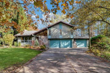 W3839 Highview Drive, Center, WI 54913