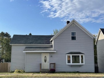 916 West Bayfield St, Washburn, WI 54891