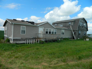 N1795 Brunkow Rd, Jefferson, WI 53550