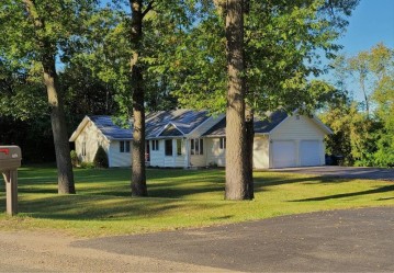 N6767 Jonathan Dr, Pacific, WI 53954