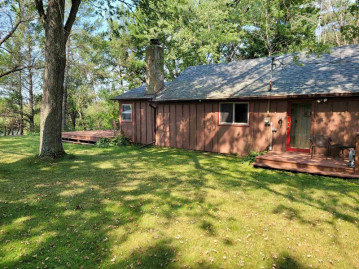 1350B Gem Ct, Dell Prairie, WI 53965