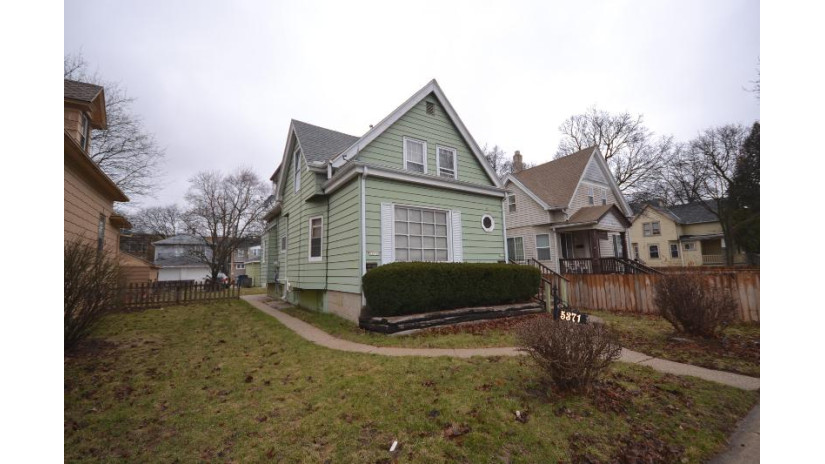 5371 N 35th St Milwaukee, WI 53209 by Cherry Home Realty, LLC $134,900