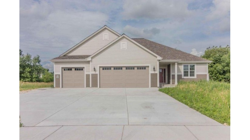 N75W17670 Woody Ln Menomonee Falls, WI 53051 by First Weber Inc - Menomonee Falls $679,900