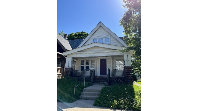 3264 N 29th St 3264A Milwaukee, WI 53216 by Homes of Fortune Realty LLC $78,000