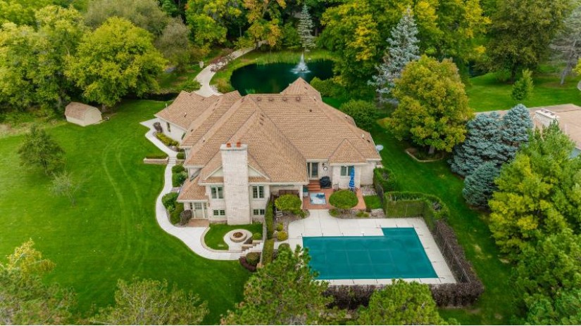 16695 Valley Ridge Dr Lower Brookfield, WI 53005 by Mierow Realty $1,200,000