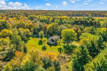 1038 Tam Oshanter Dr, Erin, WI 53027