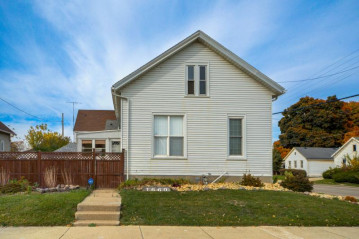 1660 Superior St, Racine, WI 53402