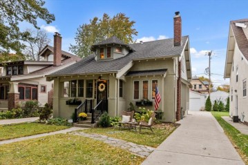 4020 N Prospect Ave, Shorewood, WI 53211