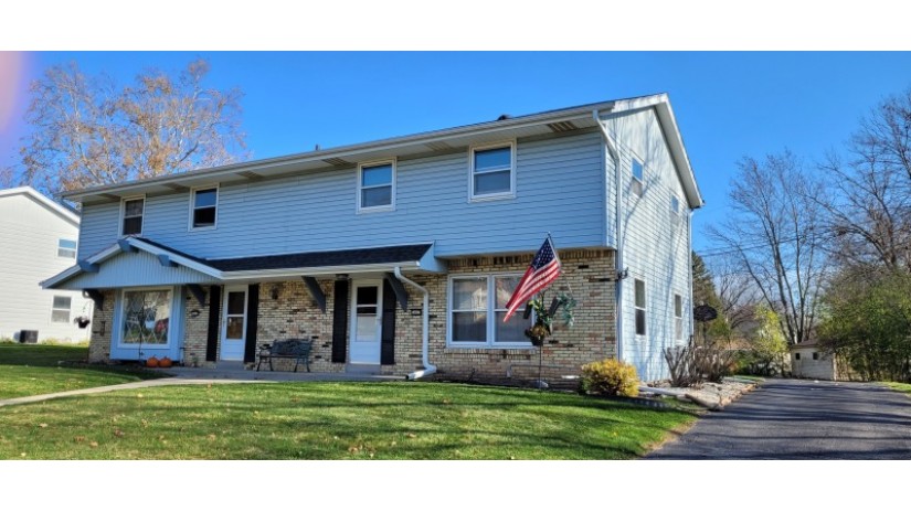 2407 Saratoga Rd 2409 Waukesha, WI 53186 by Shorewest Realtors $359,900