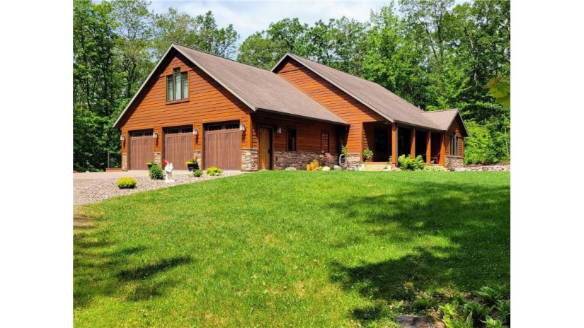 2648 12th Street Cumberland, WI 54829 by Re/Max Northstar $599,900