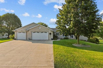 W7379 West Meadows Lane, Greenville, WI 54942