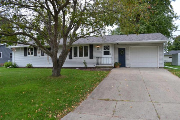 1049 Debra Street, Wrightstown, WI 54180-1029