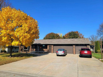 W2280 Blarney Court, Freedom, WI 54913