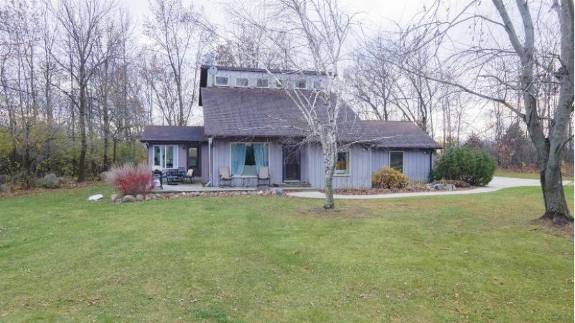 N6718 34th Avenue Bloomfield, WI 54940 by 1st Class Real Estate Impact $365,000