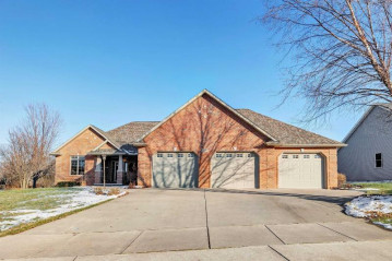 4021 S Three Penny Court, Ledgeview, WI 54115