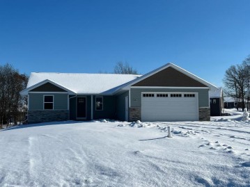 4318 Lakeland Drive, Omro, WI 54904