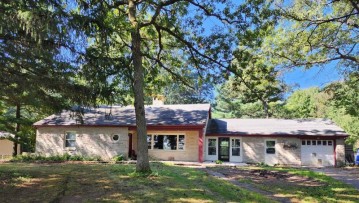 505 E Berlin St, Neshkoro, WI 54960