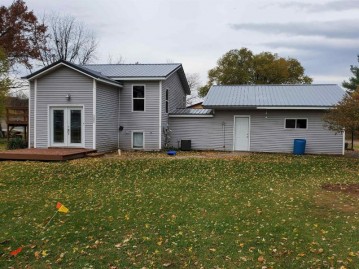 305 Martha St, Blue River, WI 53518