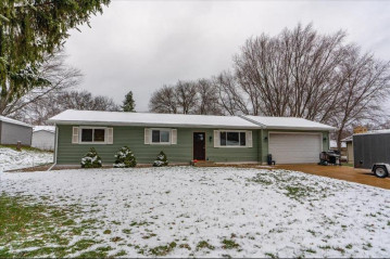 10 Goodland Ave, Deerfield, WI 53531